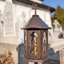 Felinar metalic pentru cimitir, GRS F2M, vopsit electrostatic maro, cu picior