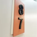 Plăcuță din aluminiu pentru numerotare apartamente, model N13