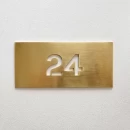 Plăcuță din alamă pentru numerotare apartamente, model A2