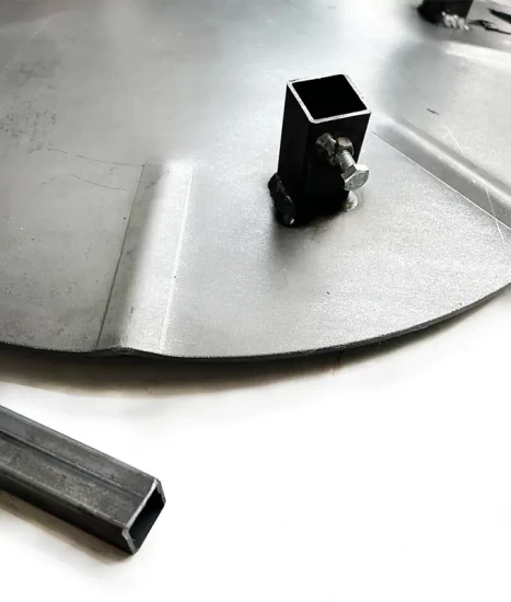 Disc metalic D-CHEF D6003, 60 cm diametru, oțel 3 mm, picioare detașabile