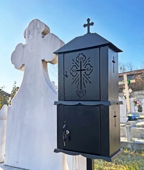Felinar metalic pentru cimitir, GRS F1N, vopsit electrostatic negru, cu picior detasabil