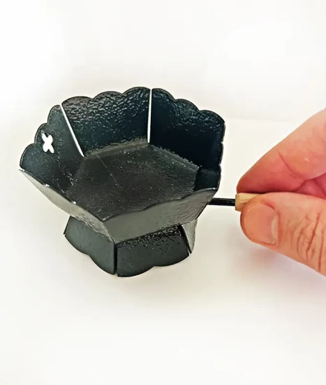 Cățuie din metal cu mâner din lemn pentru ars tămâie, GRS-K3N, negru, 80mm