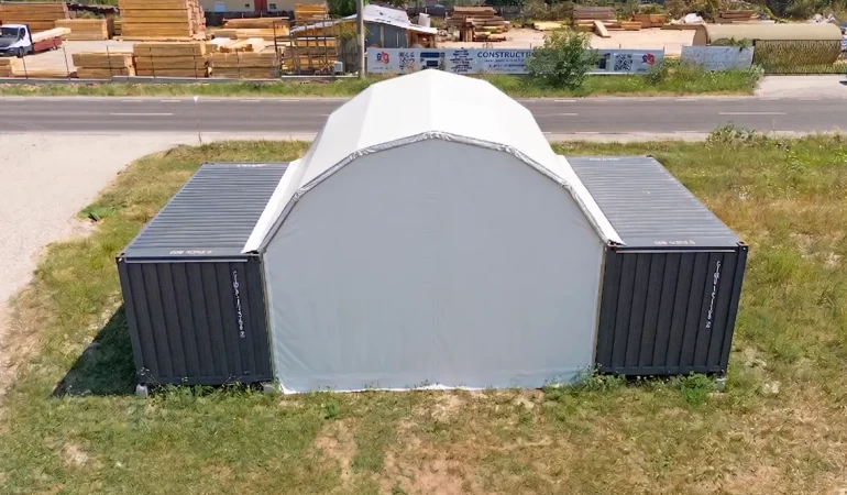 Cort container